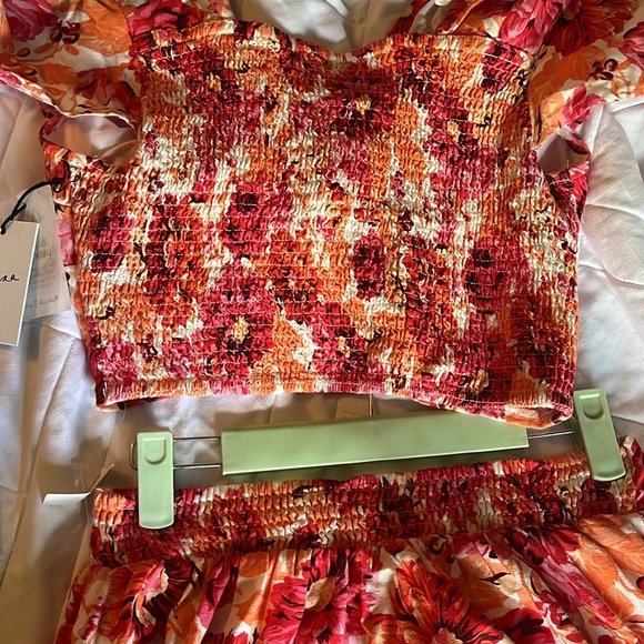 Japna two piece skirt set - Picture 6 of 7